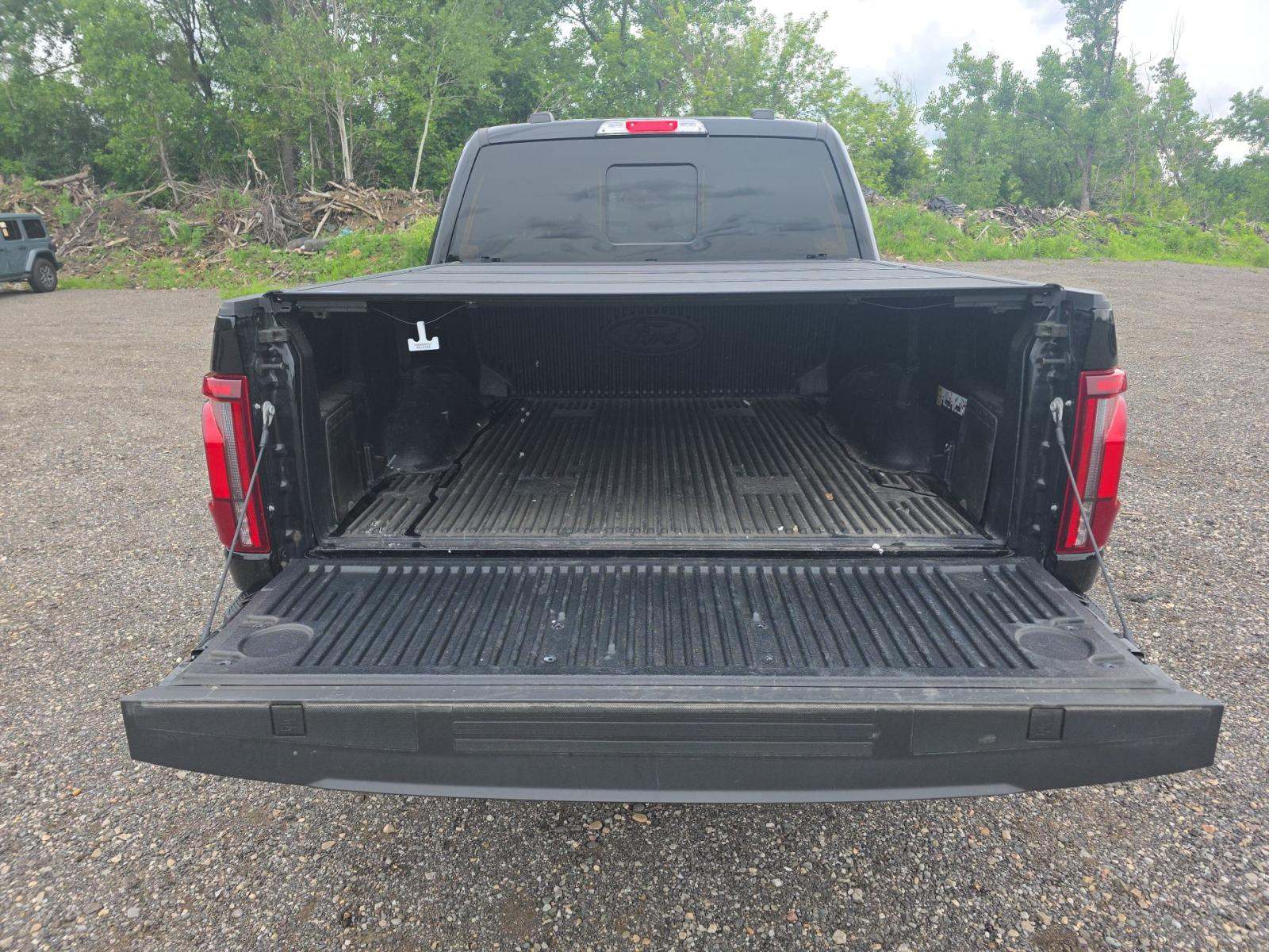2024 Ford F-150 Hybrid Lariat AWD