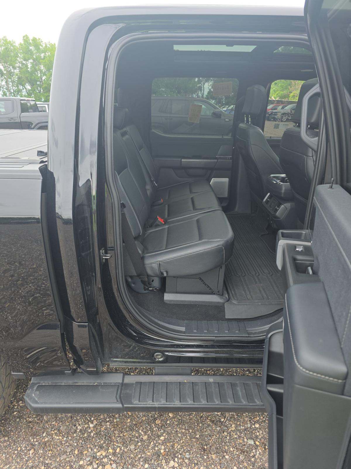 2024 Ford F-150 Hybrid Lariat AWD