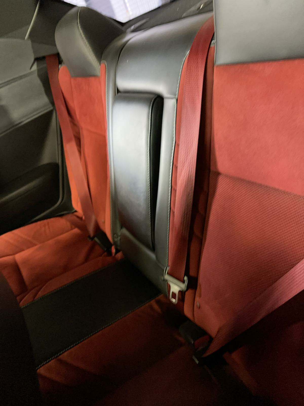 2015 Dodge Challenger SRT Hellcat RWD