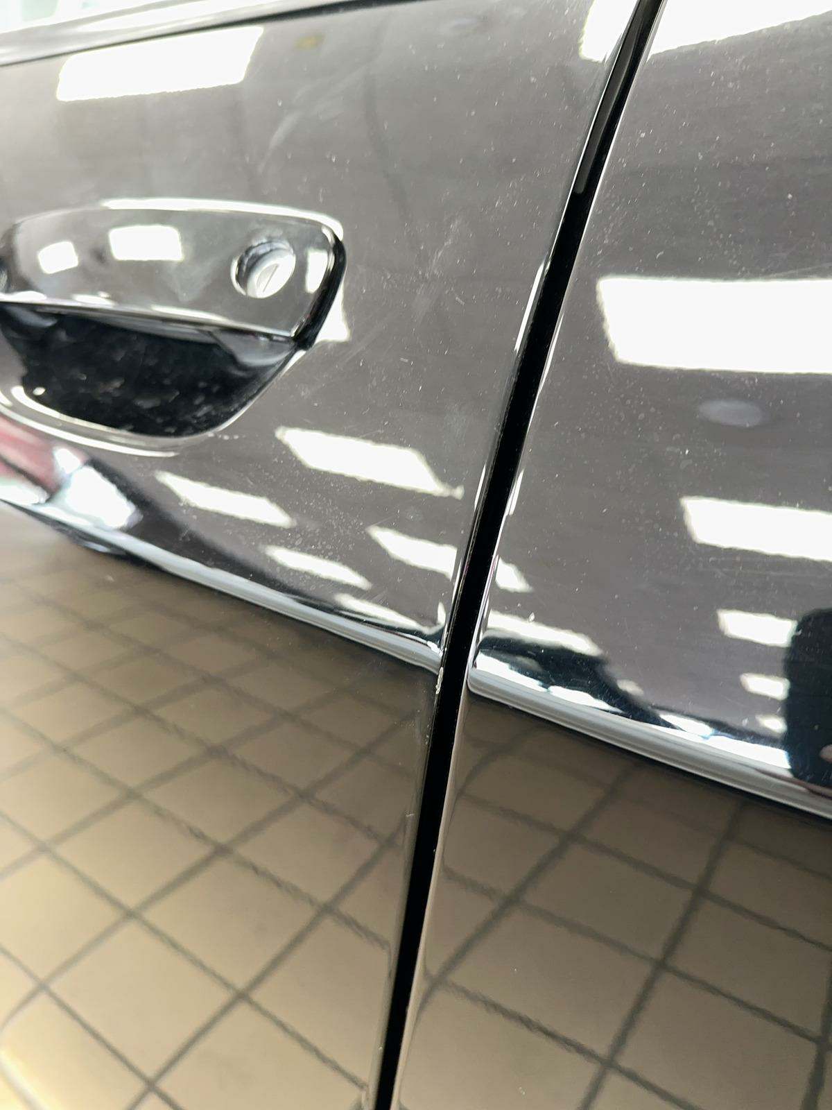 2015 Dodge Challenger SRT Hellcat RWD