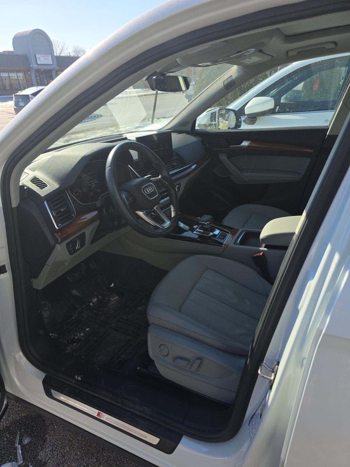 2022 Audi Q5 S line Premium Plus AWD