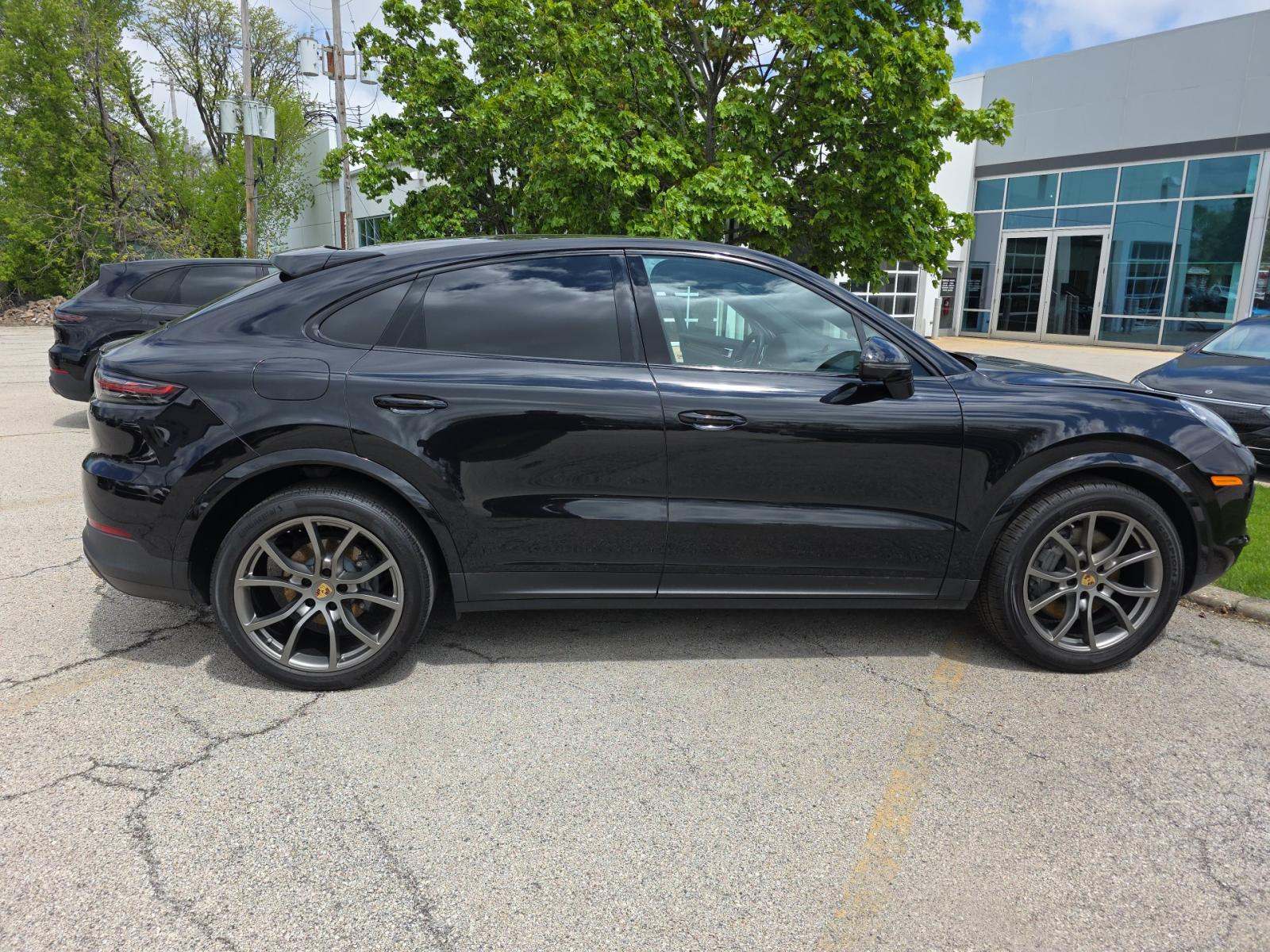 PORSCHE CAYENNE - 4