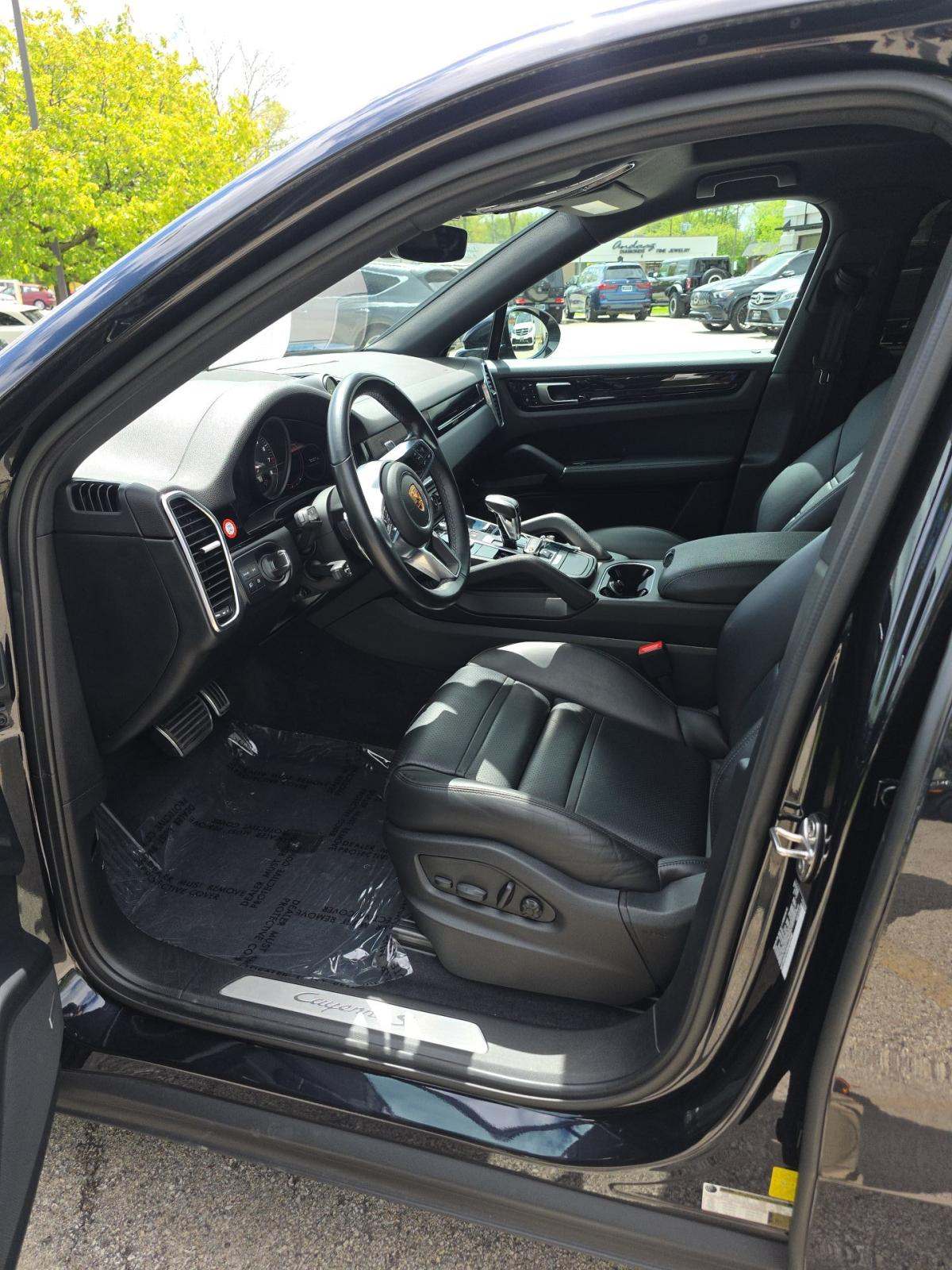 PORSCHE CAYENNE - 6