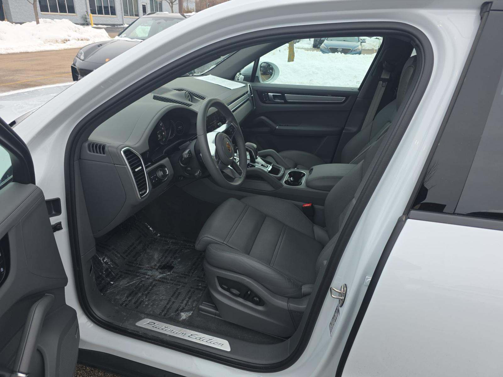 2023 Porsche Cayenne E-Hybrid Platinum Edition AWD