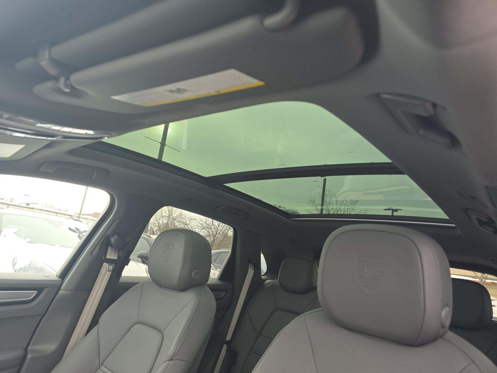 2023 Porsche Cayenne E-Hybrid Platinum Edition AWD