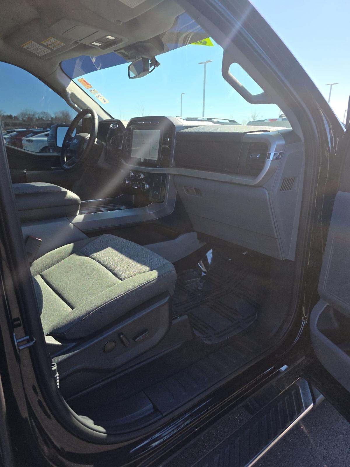 2023 Ford F-150 XLT AWD