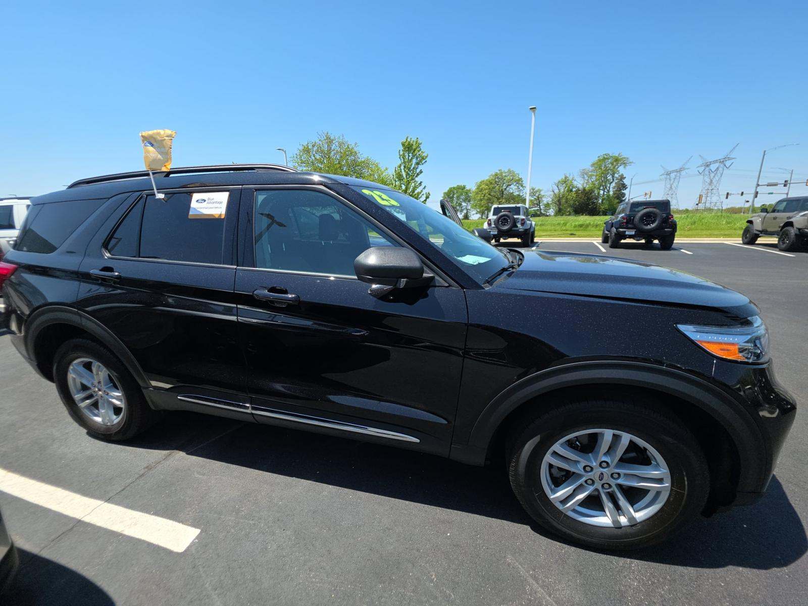 FORD EXPLORER - 4