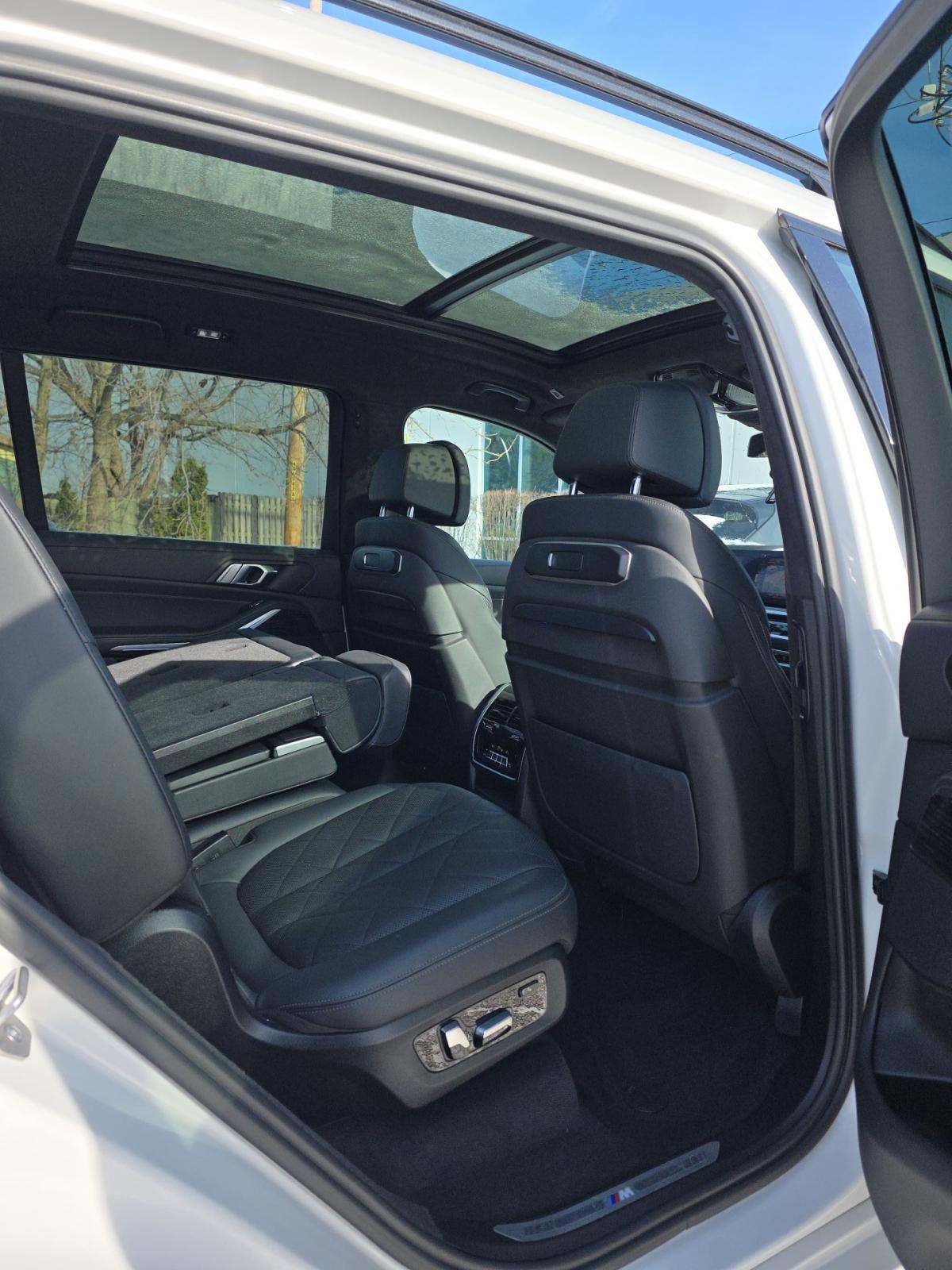 2023 BMW X7 xDrive40i AWD