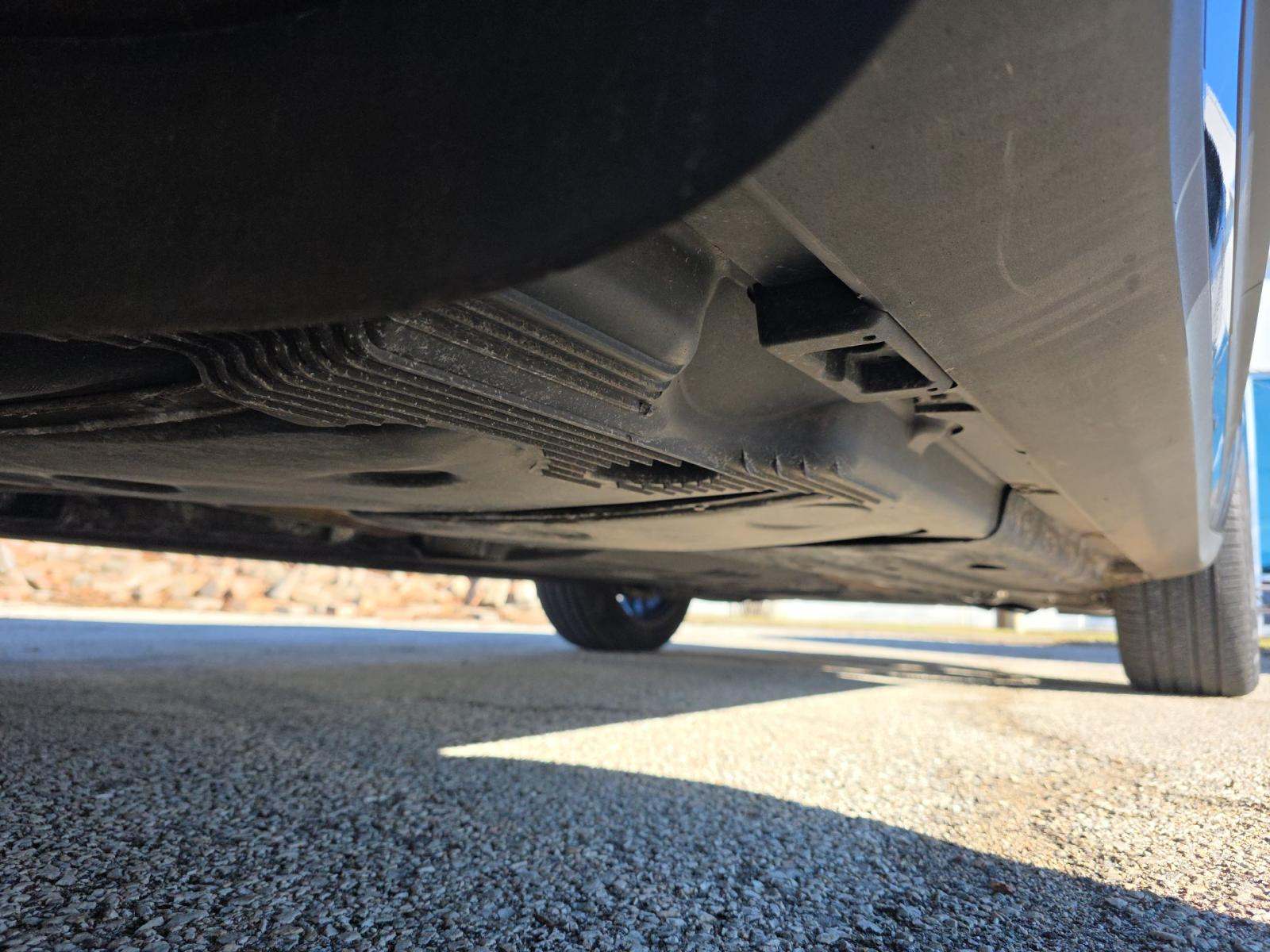 2022 Porsche Macan Base AWD