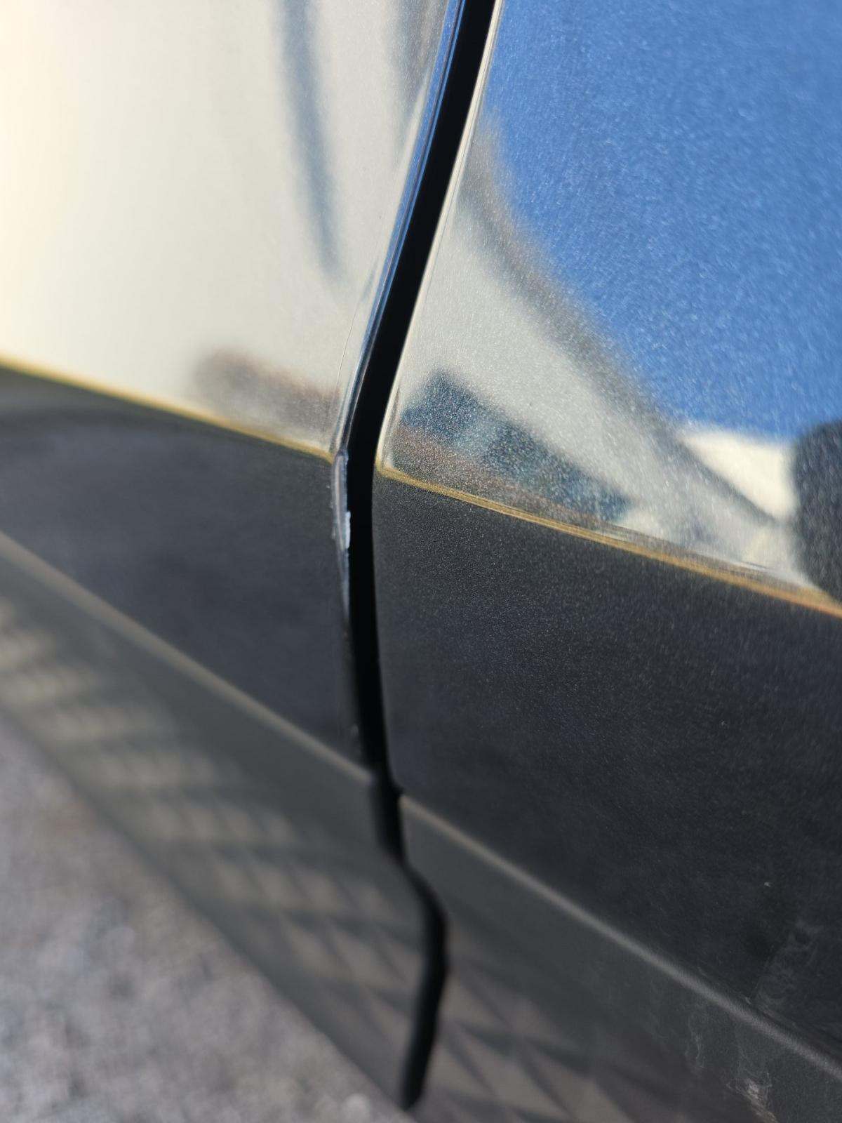 2022 Porsche Macan Base AWD