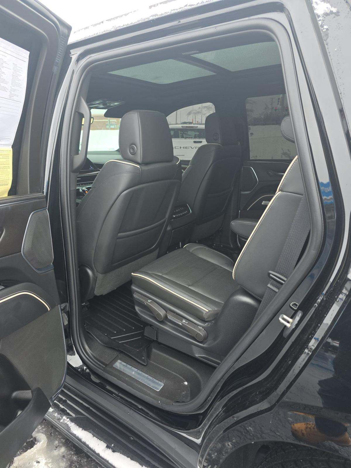 2023 Cadillac Escalade Premium Luxury AWD