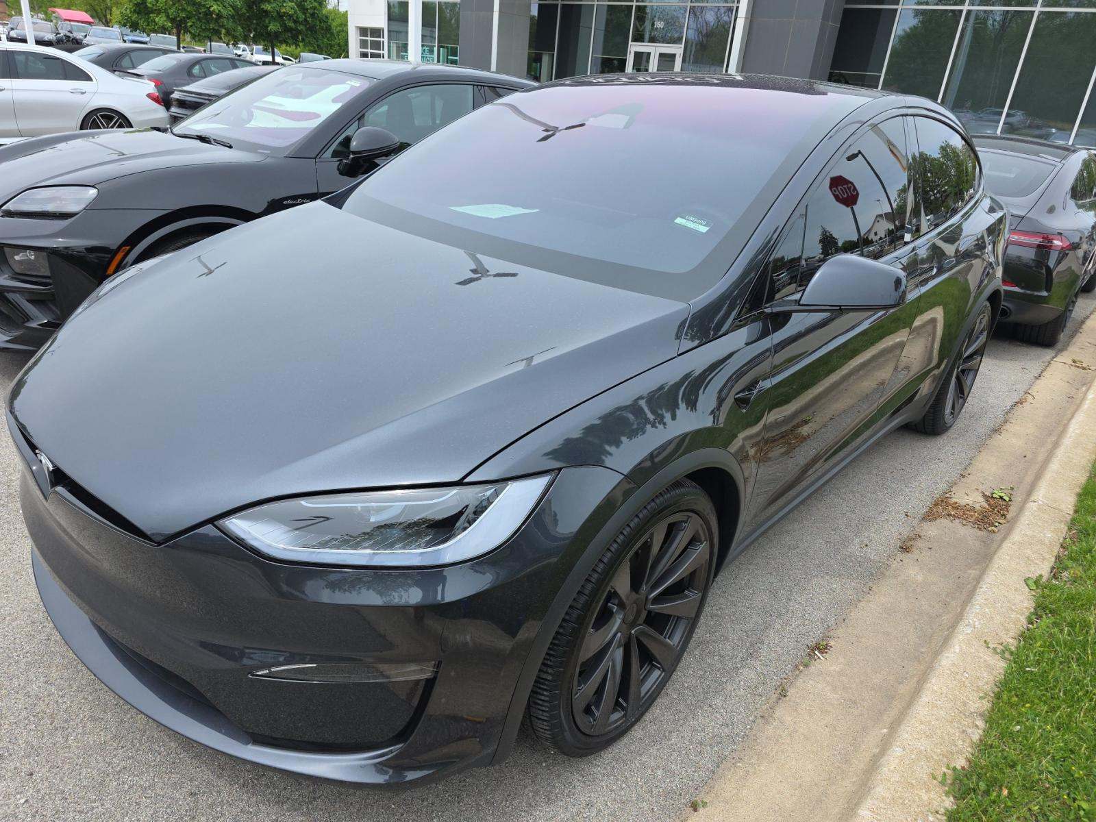 TESLA MODEL X - 1
