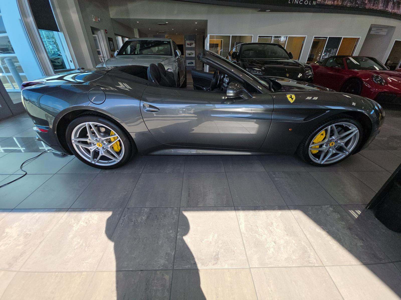 2016 Ferrari California T RWD