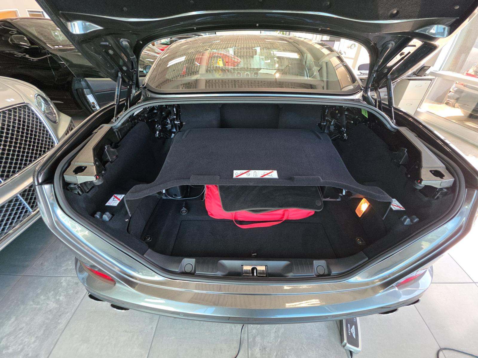 2016 Ferrari California T RWD