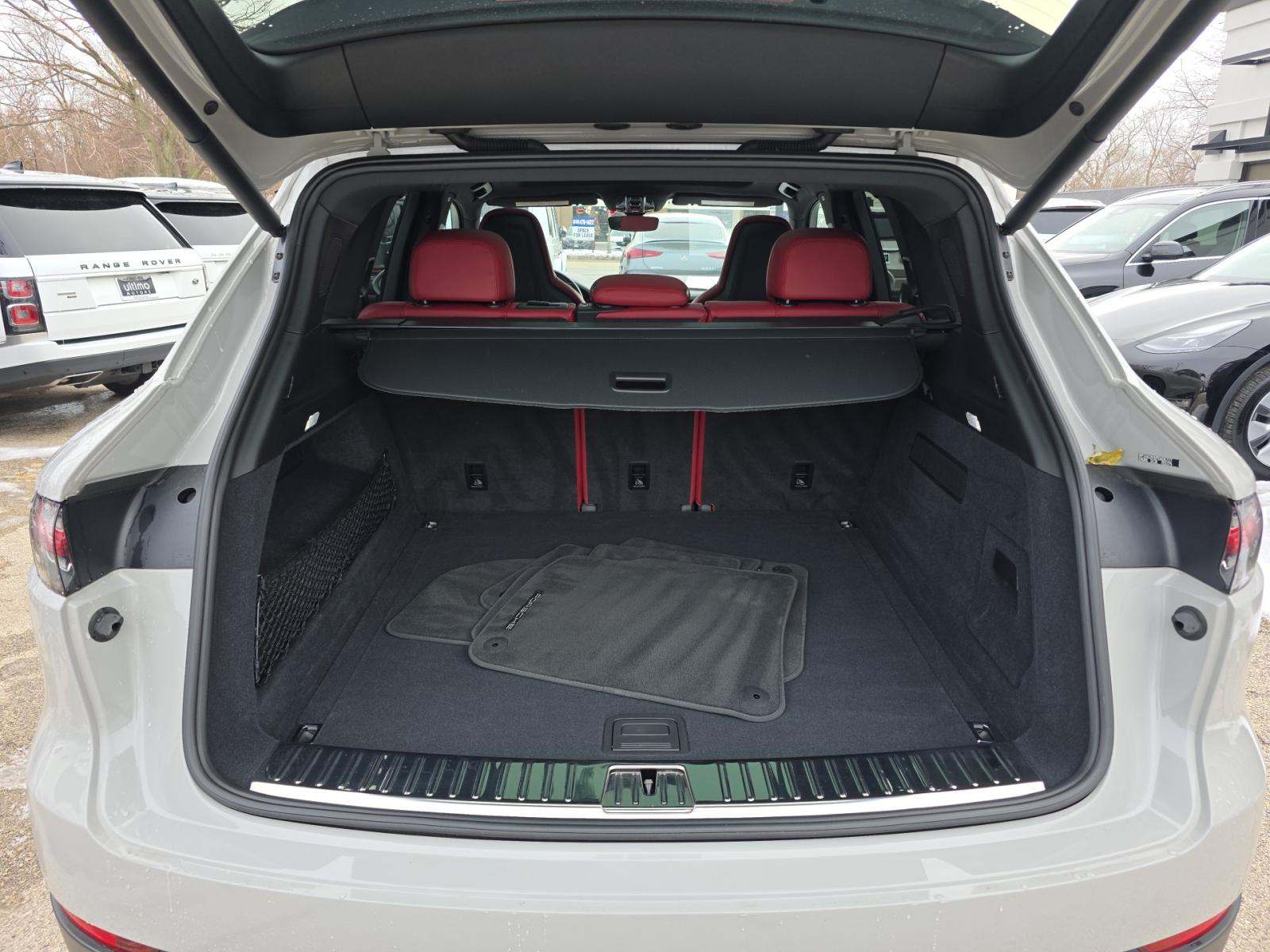 2023 Porsche Cayenne Base AWD