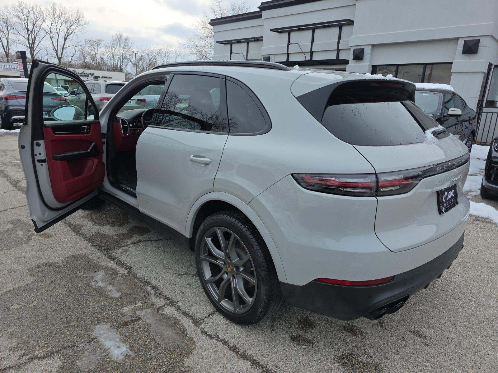 2023 Porsche Cayenne Base AWD