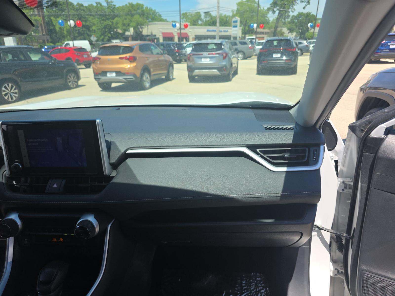 2025 Toyota RAV4 Hybrid XLE AWD