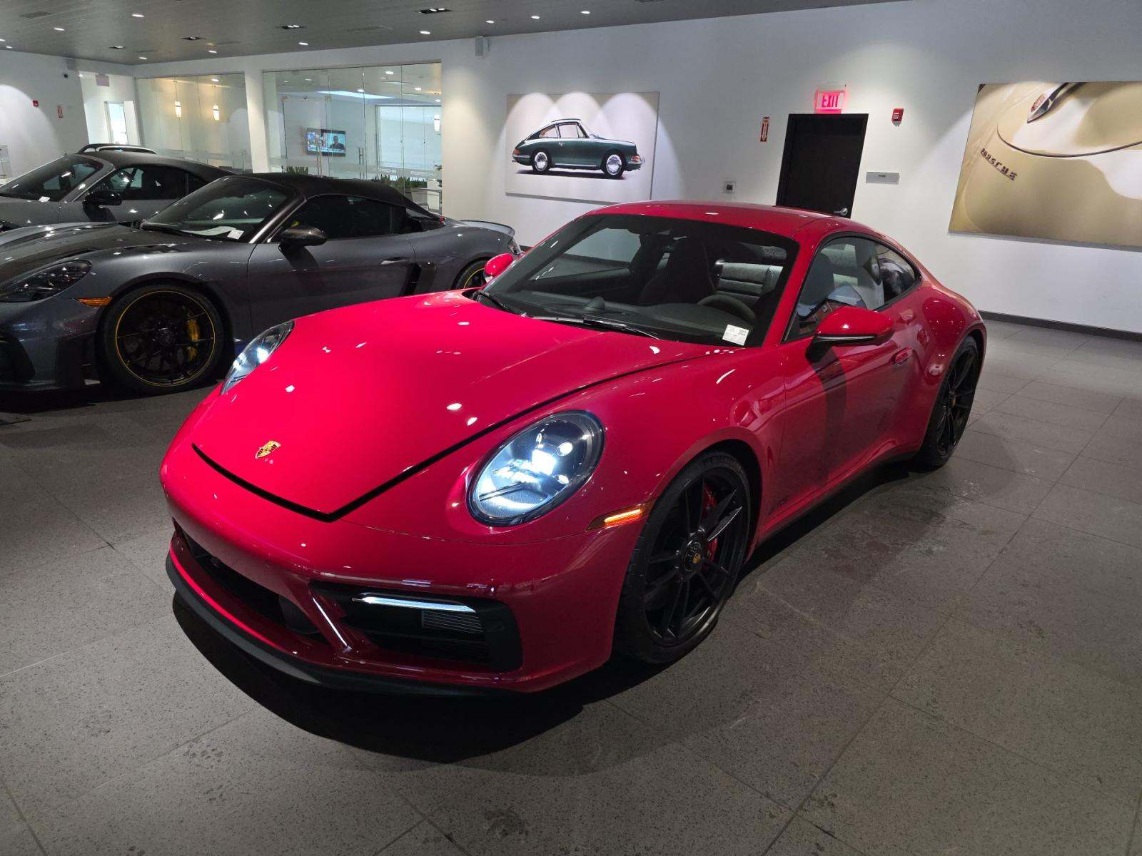 2024 Porsche 911 Carrera GTS RWD