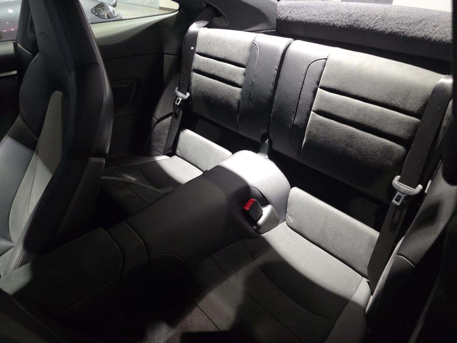 2024 Porsche 911 Carrera GTS RWD