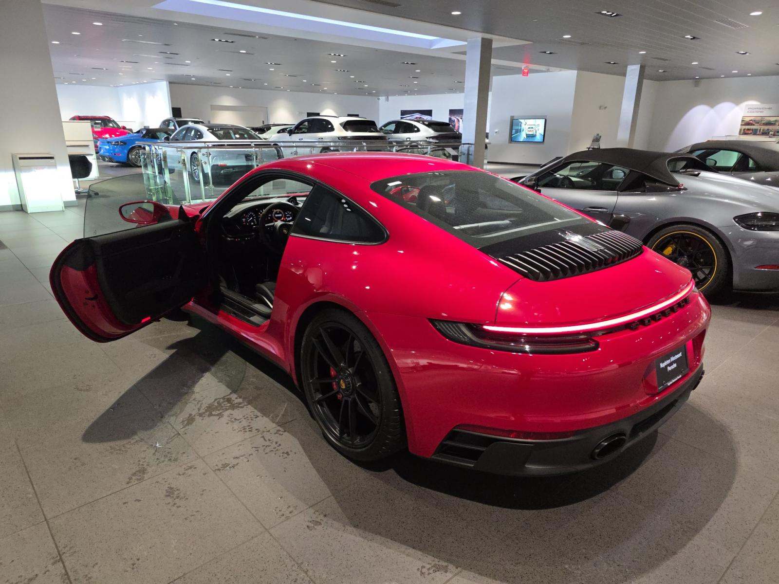 2024 Porsche 911 Carrera GTS RWD