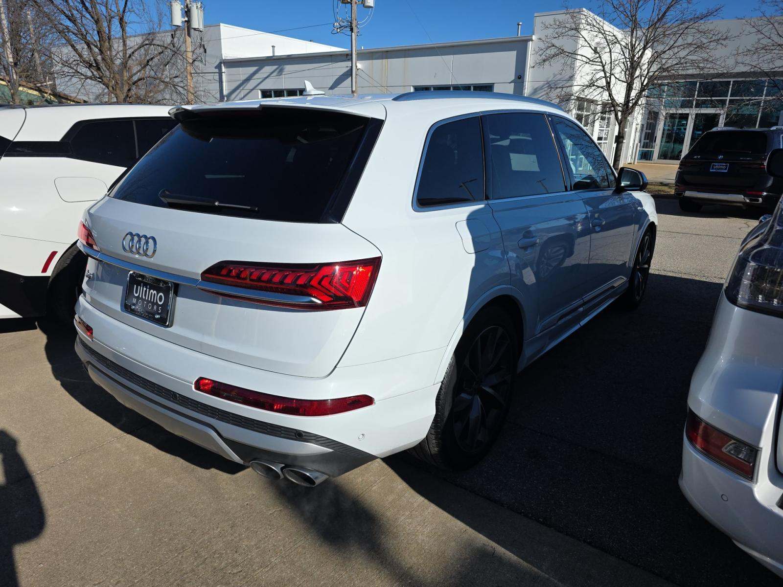 2022 Audi SQ7 Premium Plus AWD