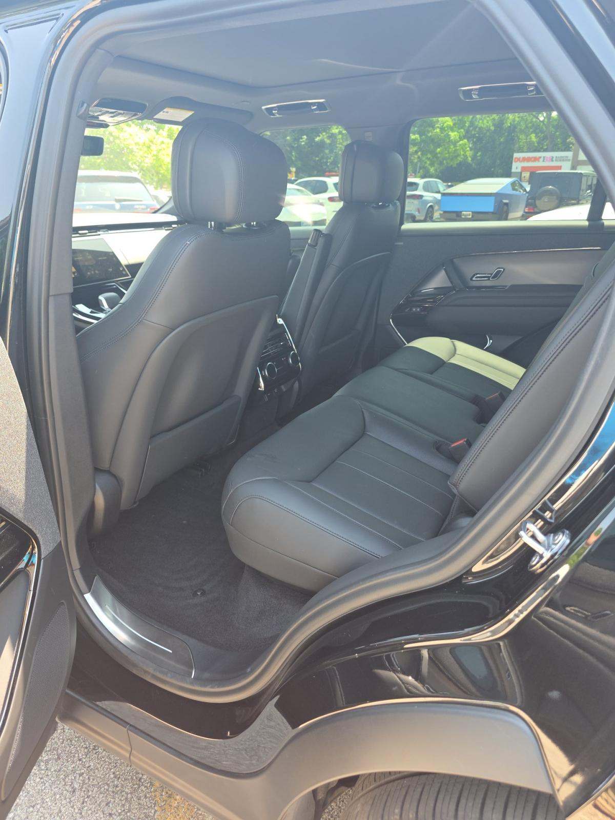2025 Land Rover Range Rover Sport SE AWD