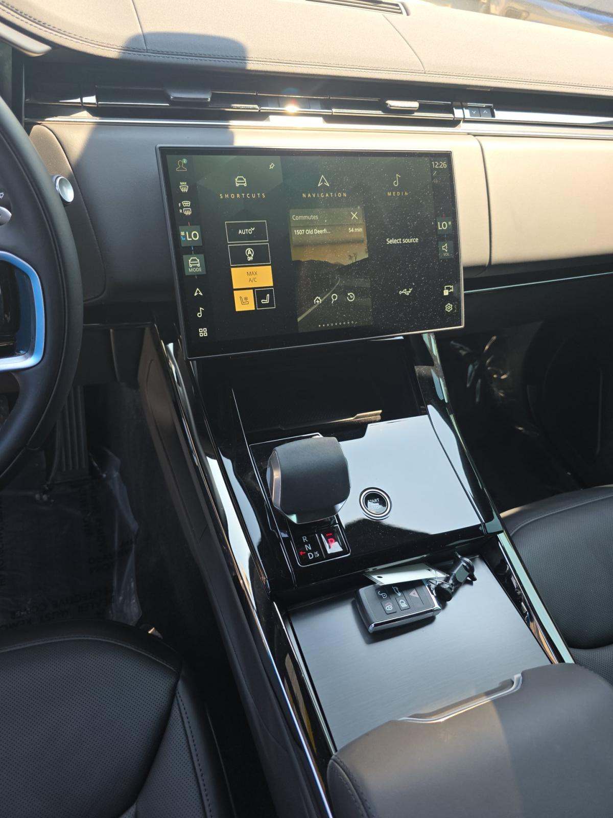 2025 Land Rover Range Rover Sport SE AWD