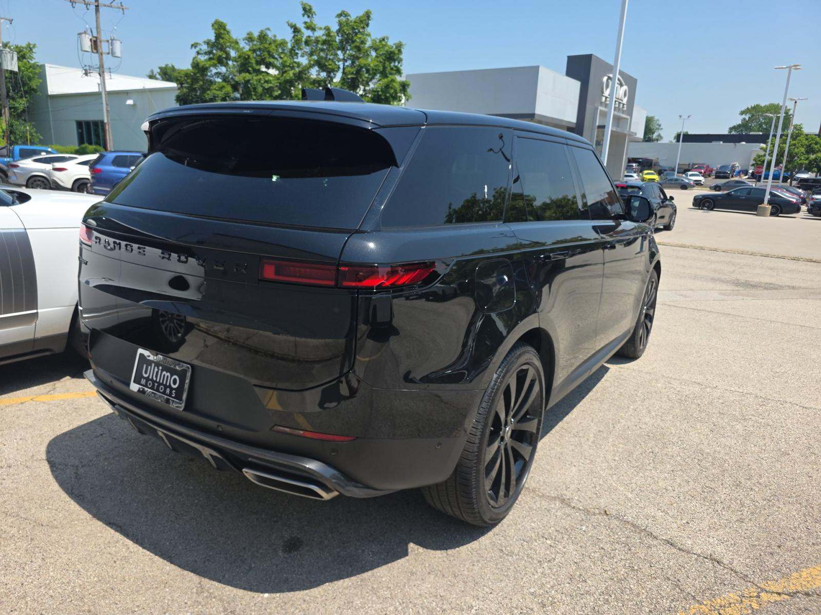 2025 Land Rover Range Rover Sport SE AWD