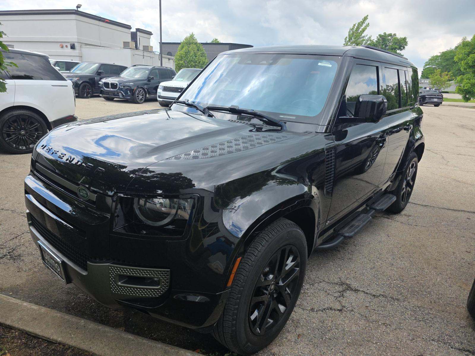 2021 Land Rover Defender 110 X-Dynamic HSE AWD