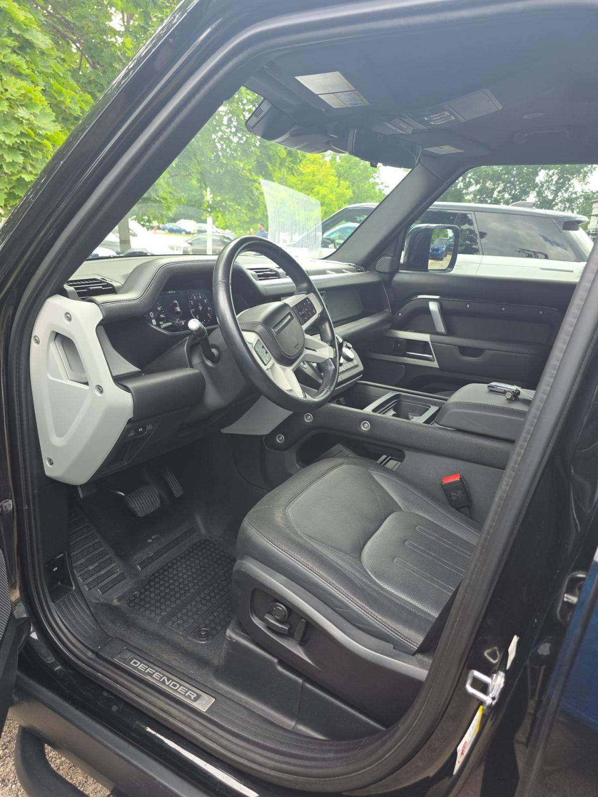 2021 Land Rover Defender 110 X-Dynamic HSE AWD