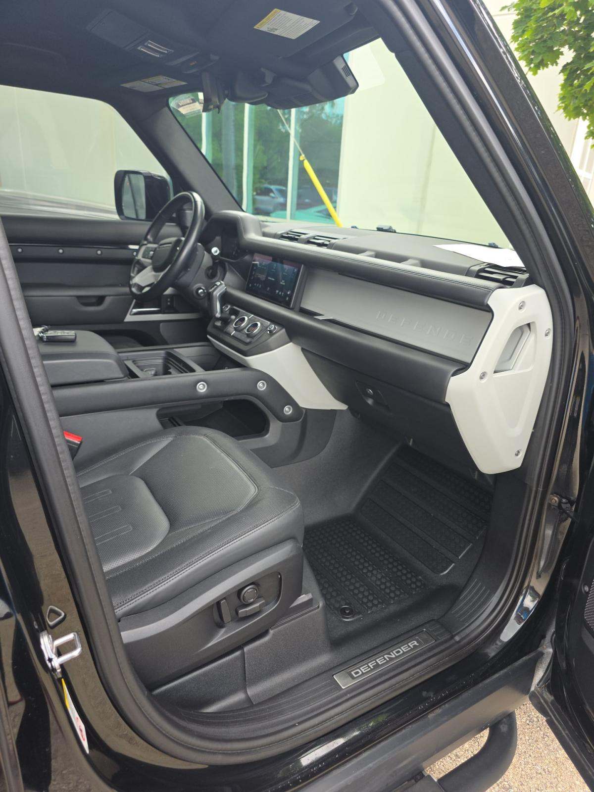 2021 Land Rover Defender 110 X-Dynamic HSE AWD