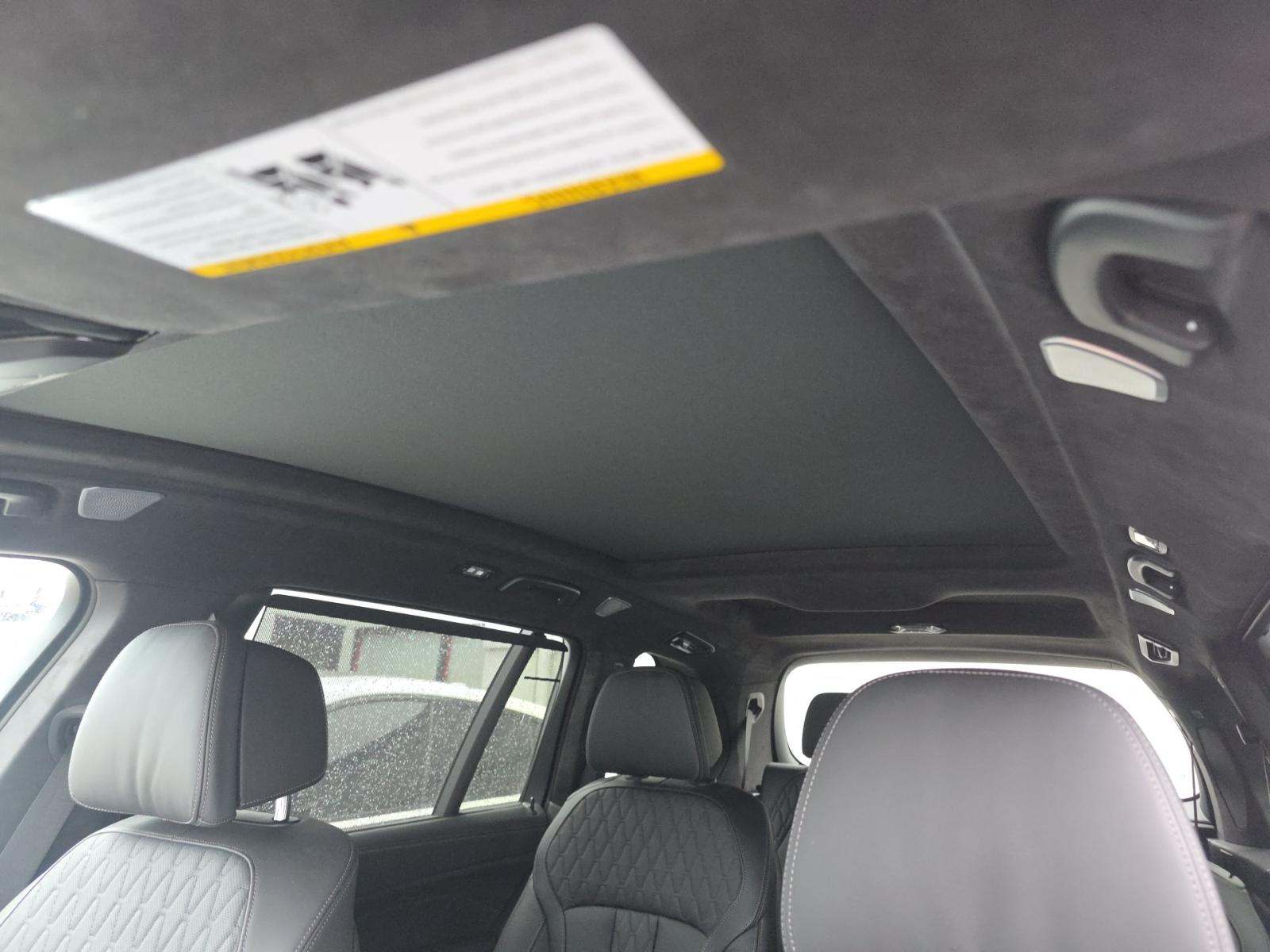 2024 BMW X7 M60i AWD