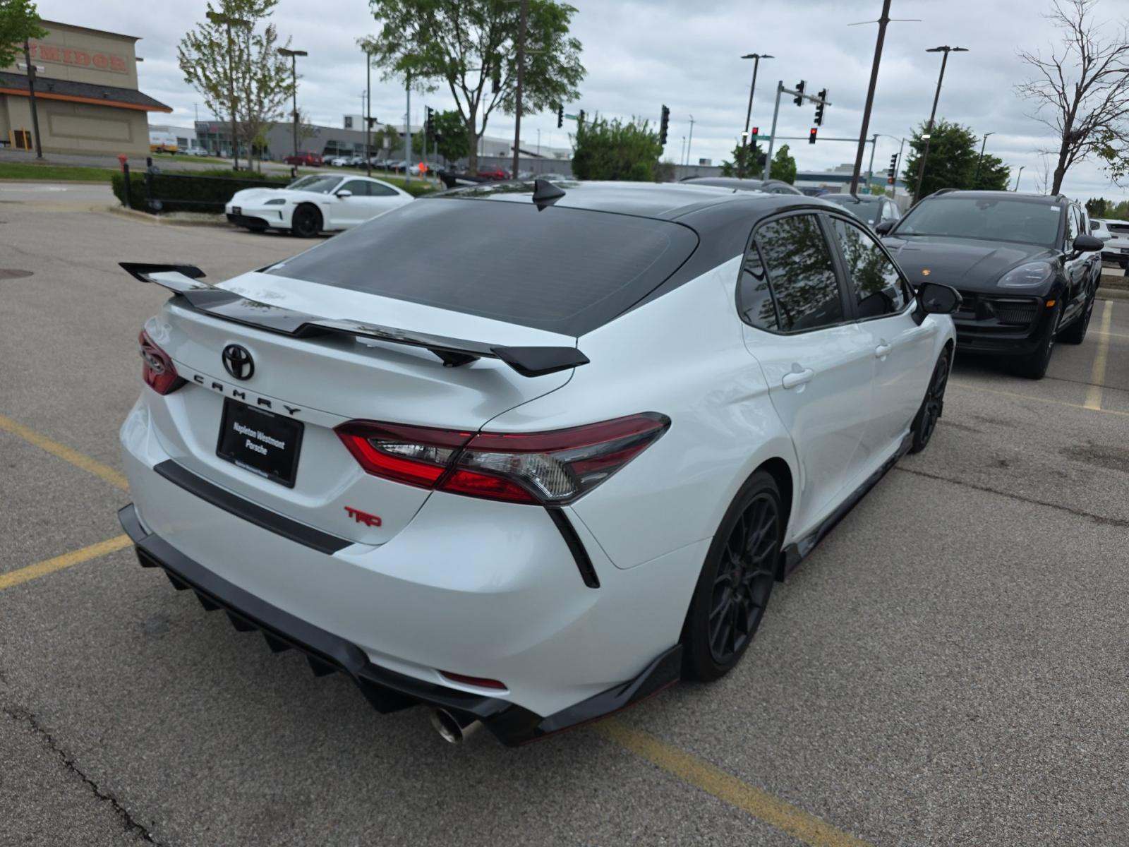 TOYOTA CAMRY - 3