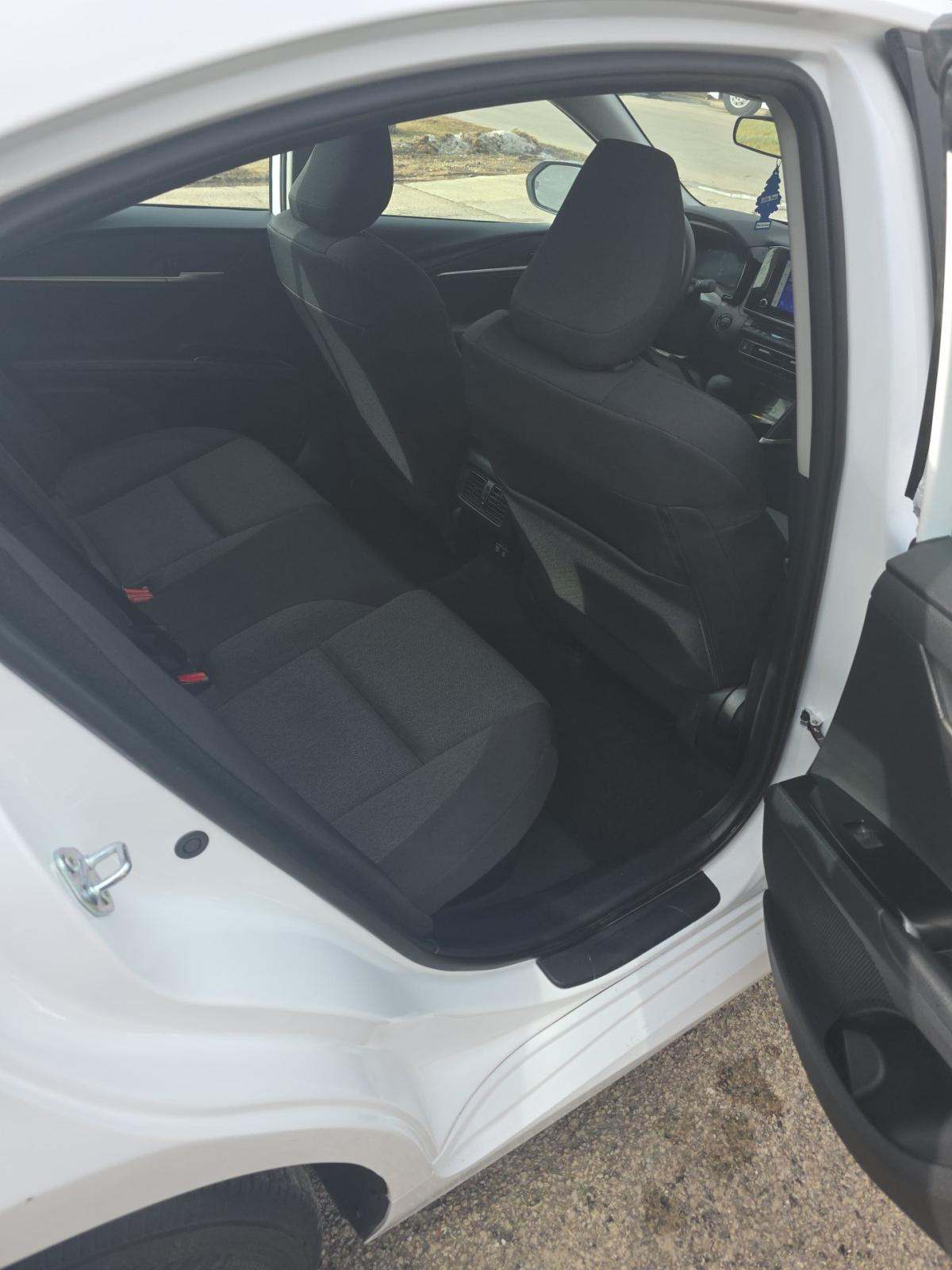 2025 Toyota Camry LE FWD