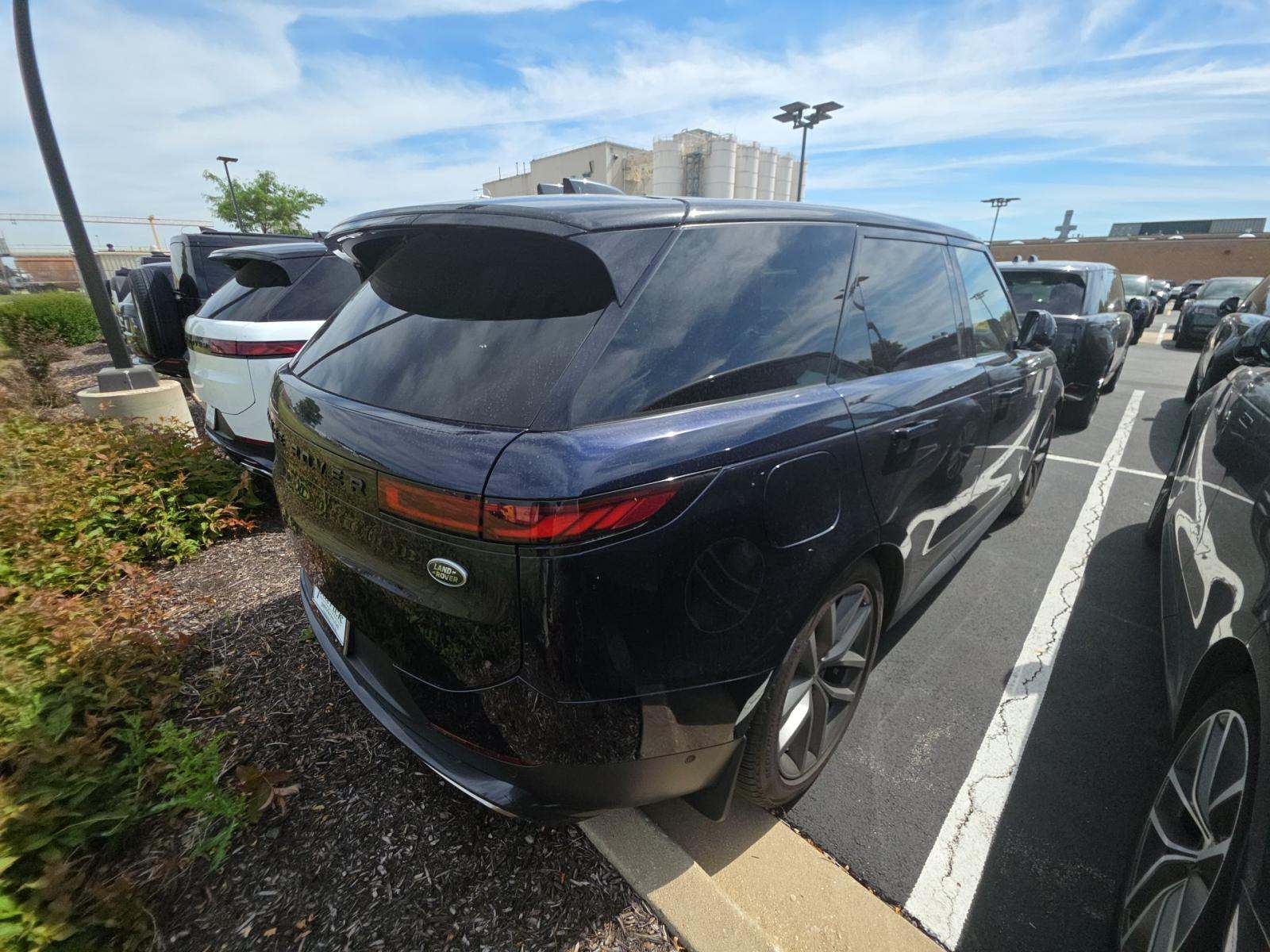 2023 Land Rover Range Rover Sport SE AWD