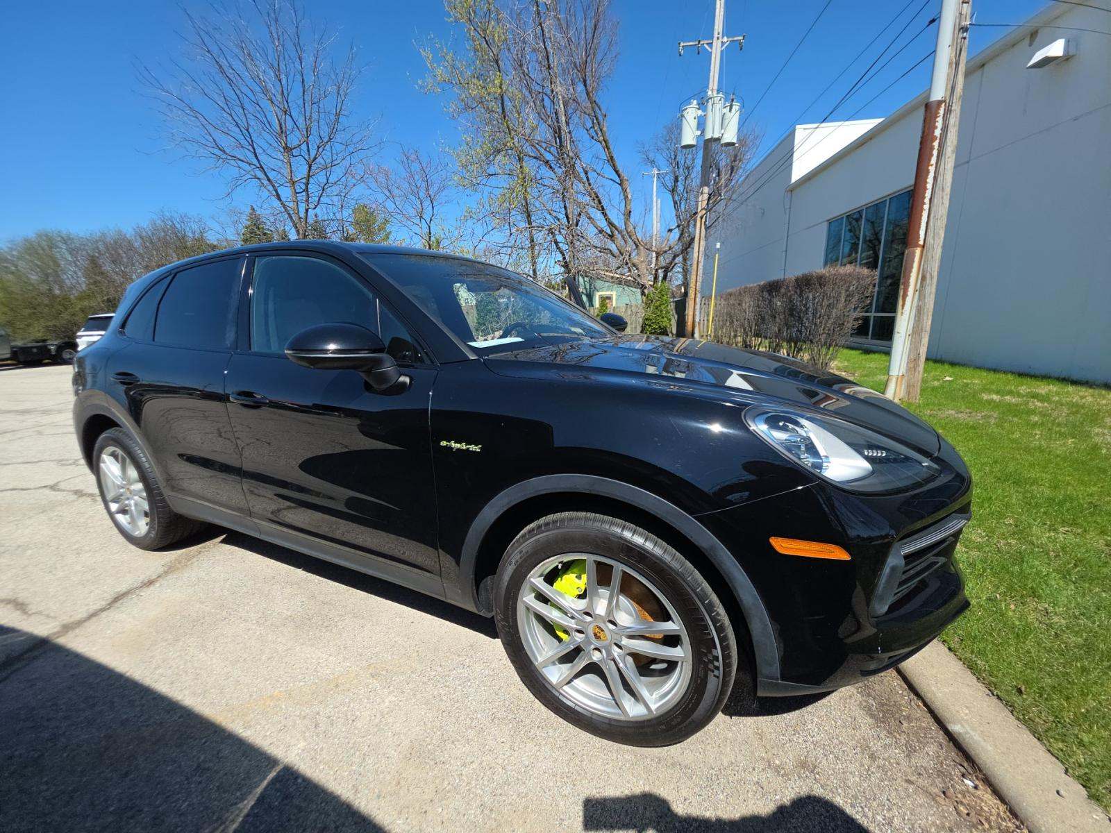 PORSCHE CAYENNE - 4