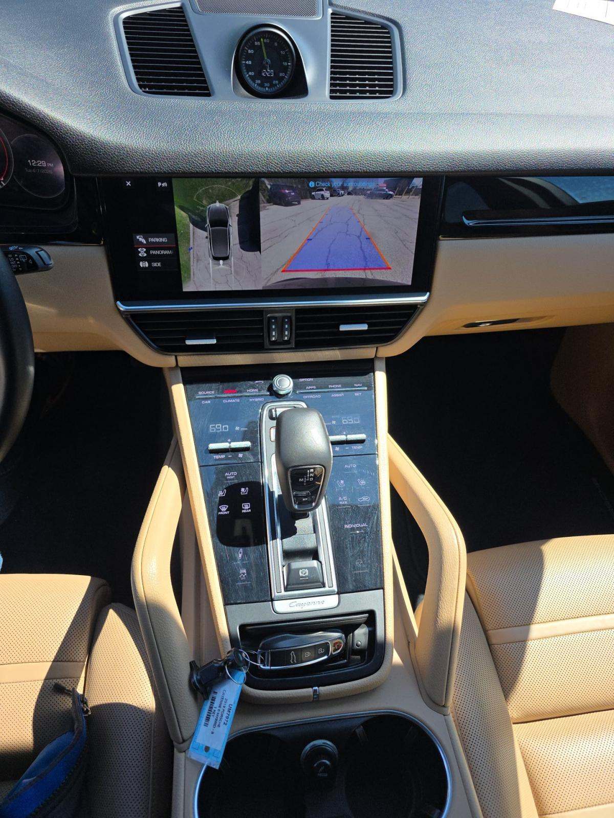 PORSCHE CAYENNE - 10