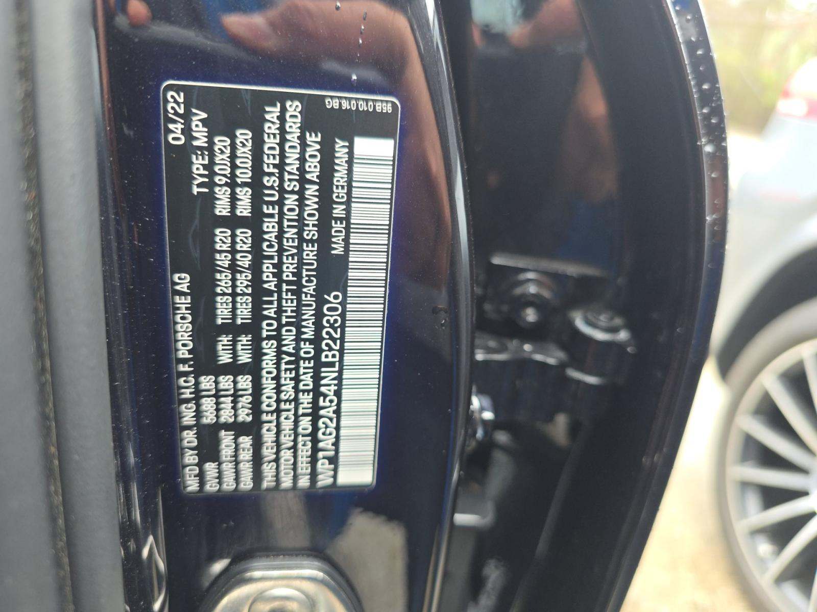 2022 Porsche Macan S AWD