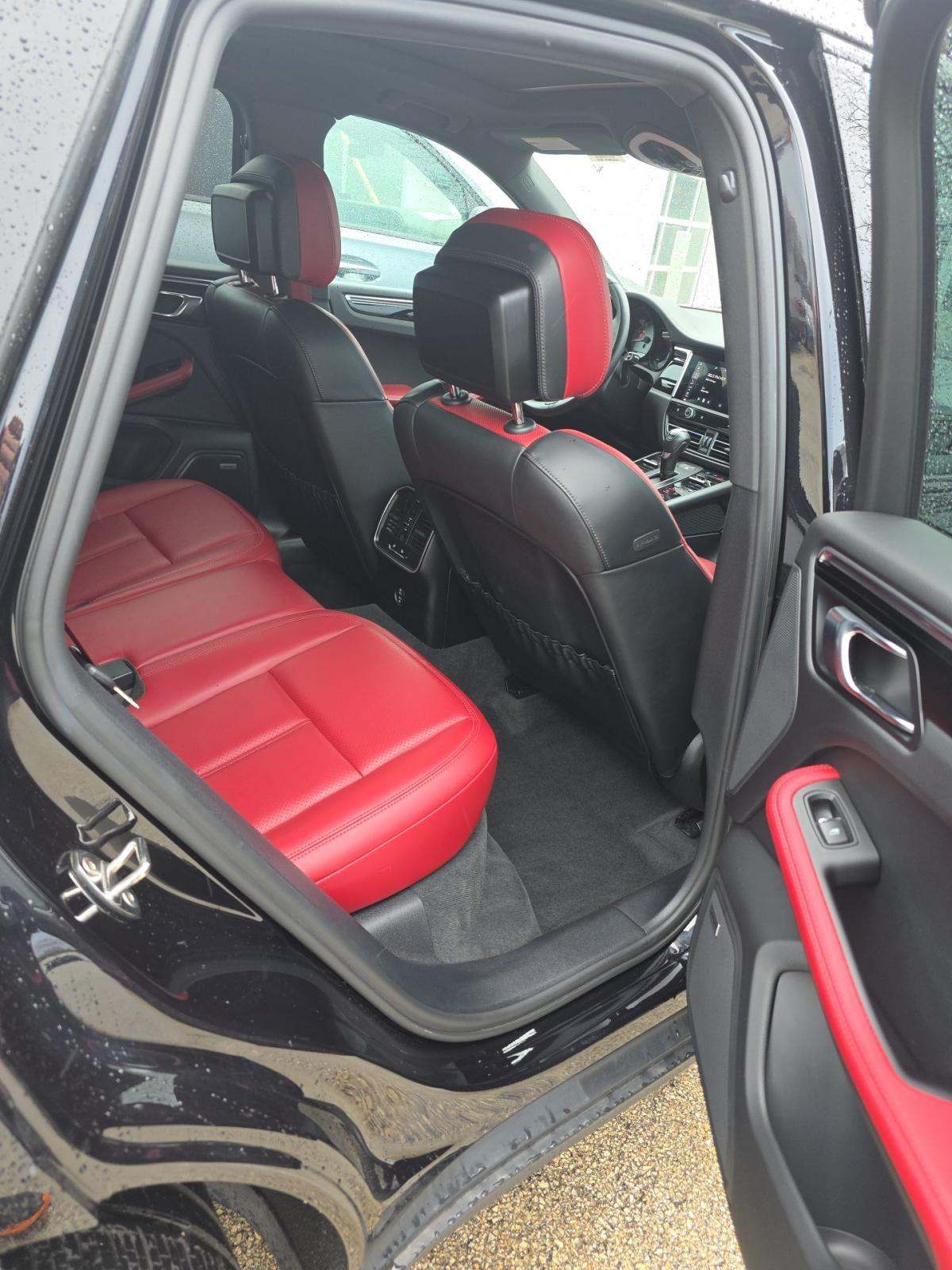 2022 Porsche Macan S AWD