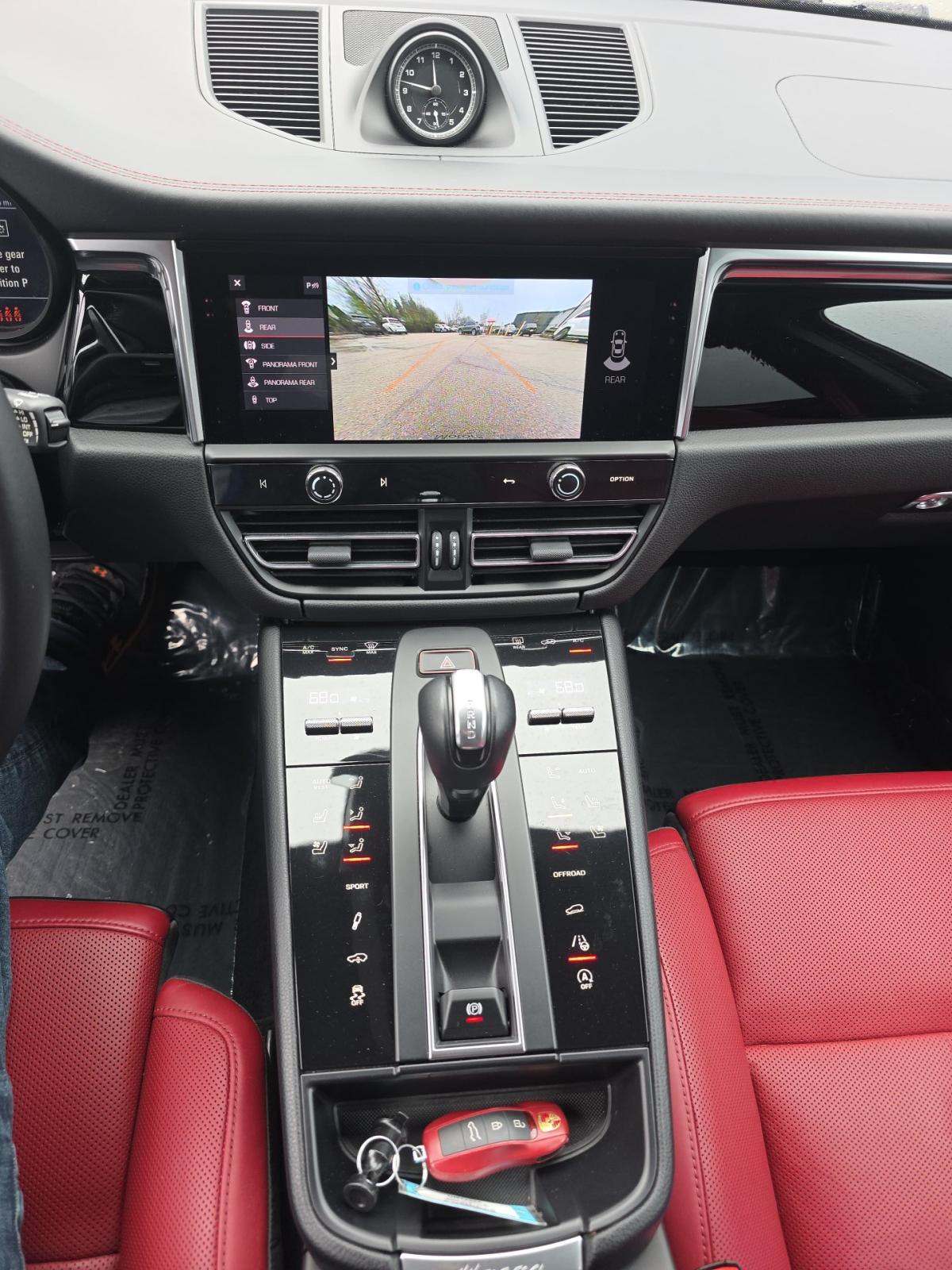 2022 Porsche Macan S AWD