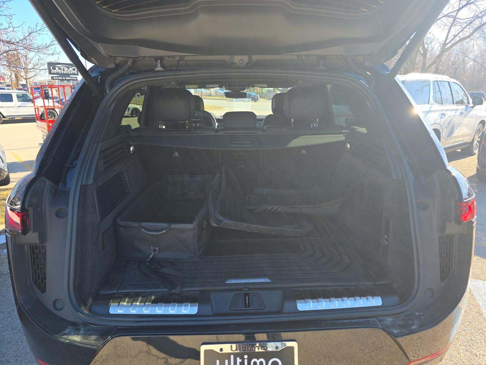 2025 Land Rover Range Rover Sport Plug-In Hybrid Dynamic SE AWD