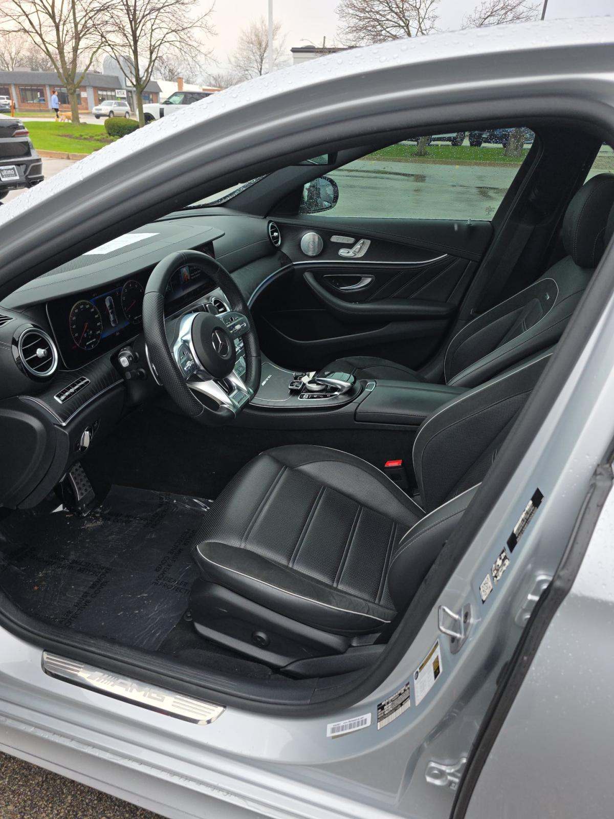 MERCEDES-BENZ E-CLASS - 6