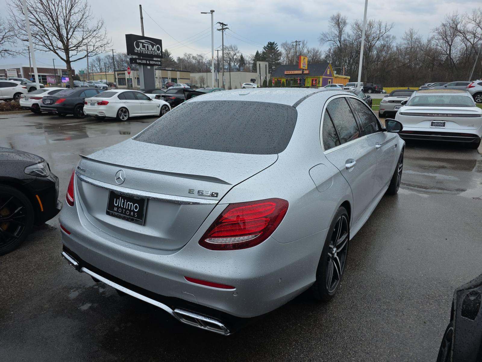MERCEDES-BENZ E-CLASS - 3