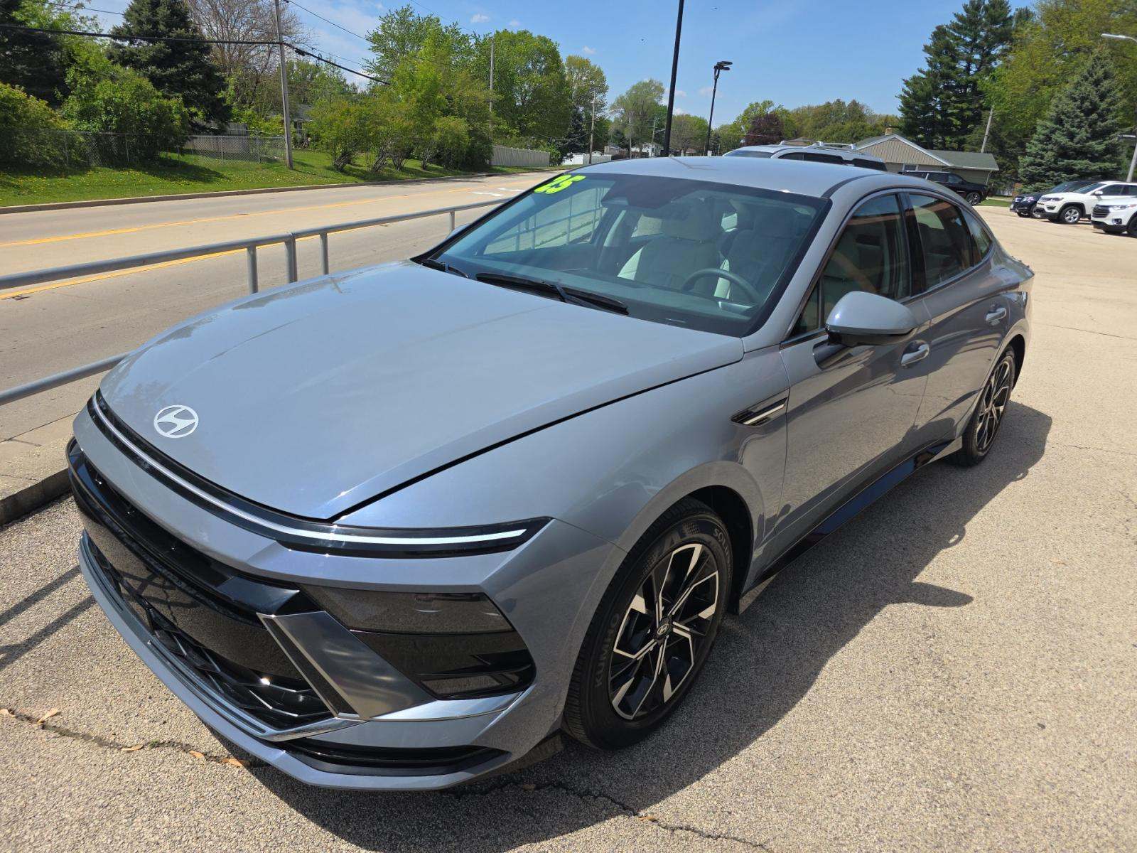 2025 Hyundai Sonata SEL FWD