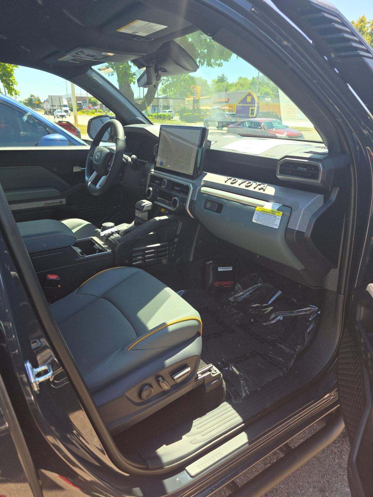 2025 Toyota Tacoma Hybrid Trailhunter AWD