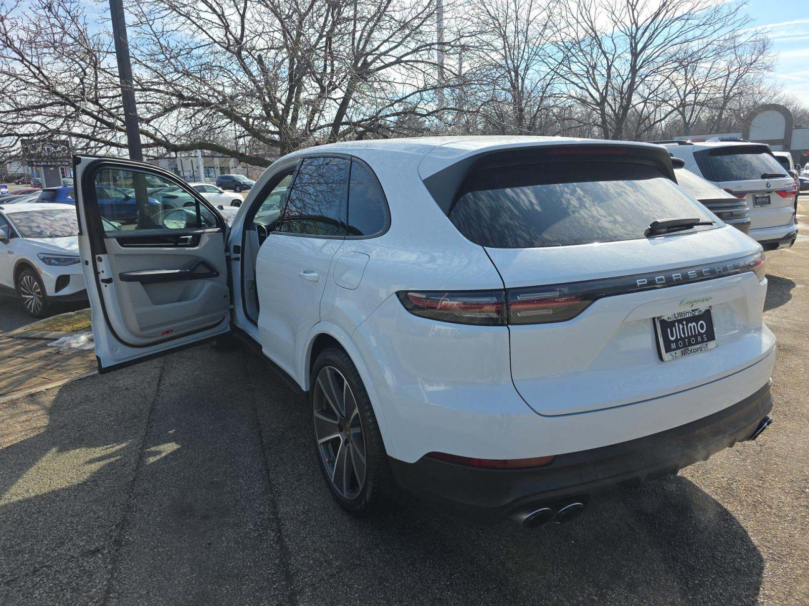2023 Porsche Cayenne E-Hybrid AWD