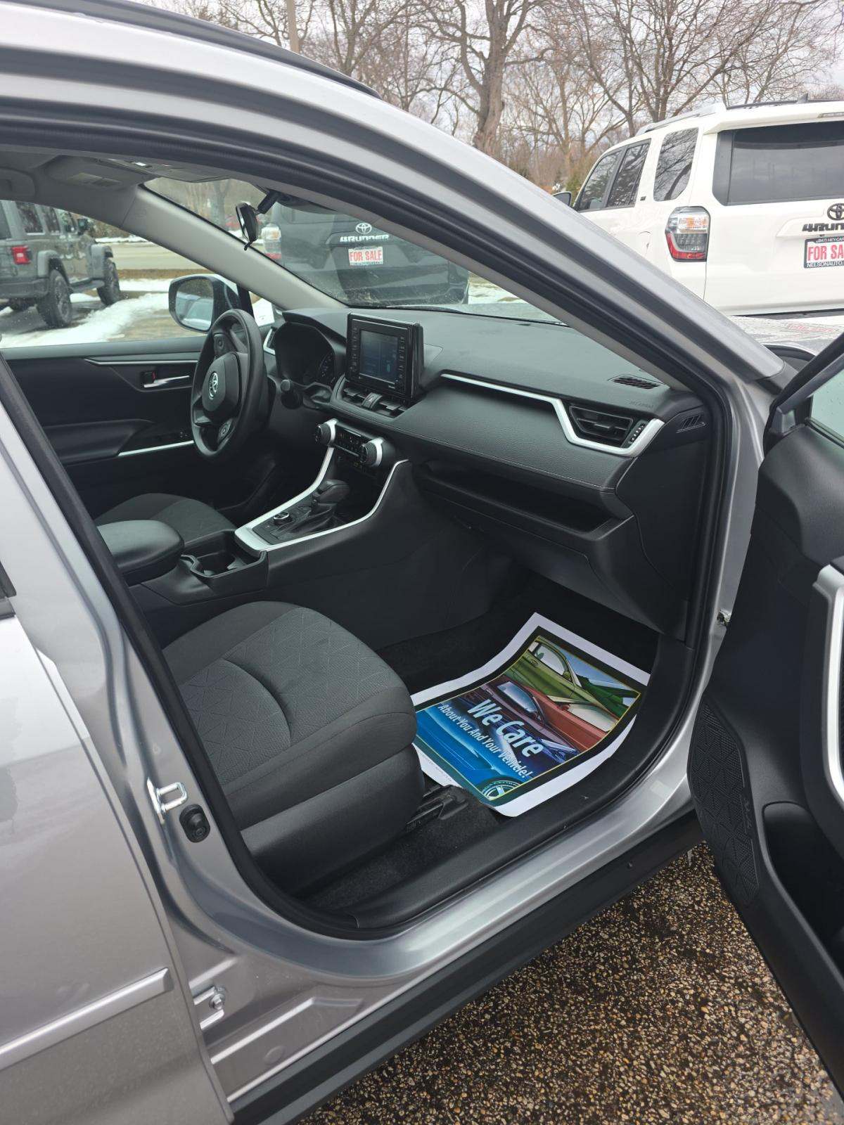 2021 Toyota RAV4 Hybrid XLE AWD