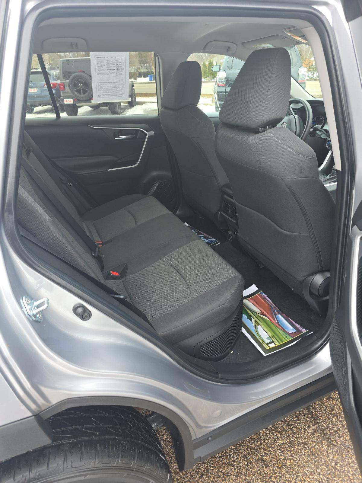 2021 Toyota RAV4 Hybrid XLE AWD