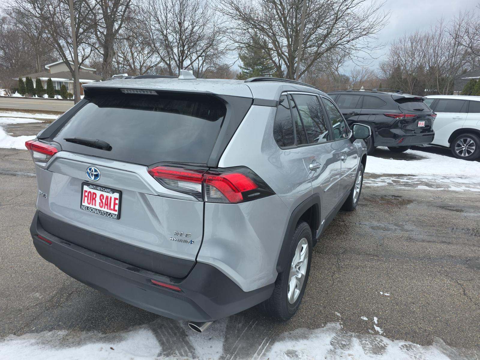 2021 Toyota RAV4 Hybrid XLE AWD