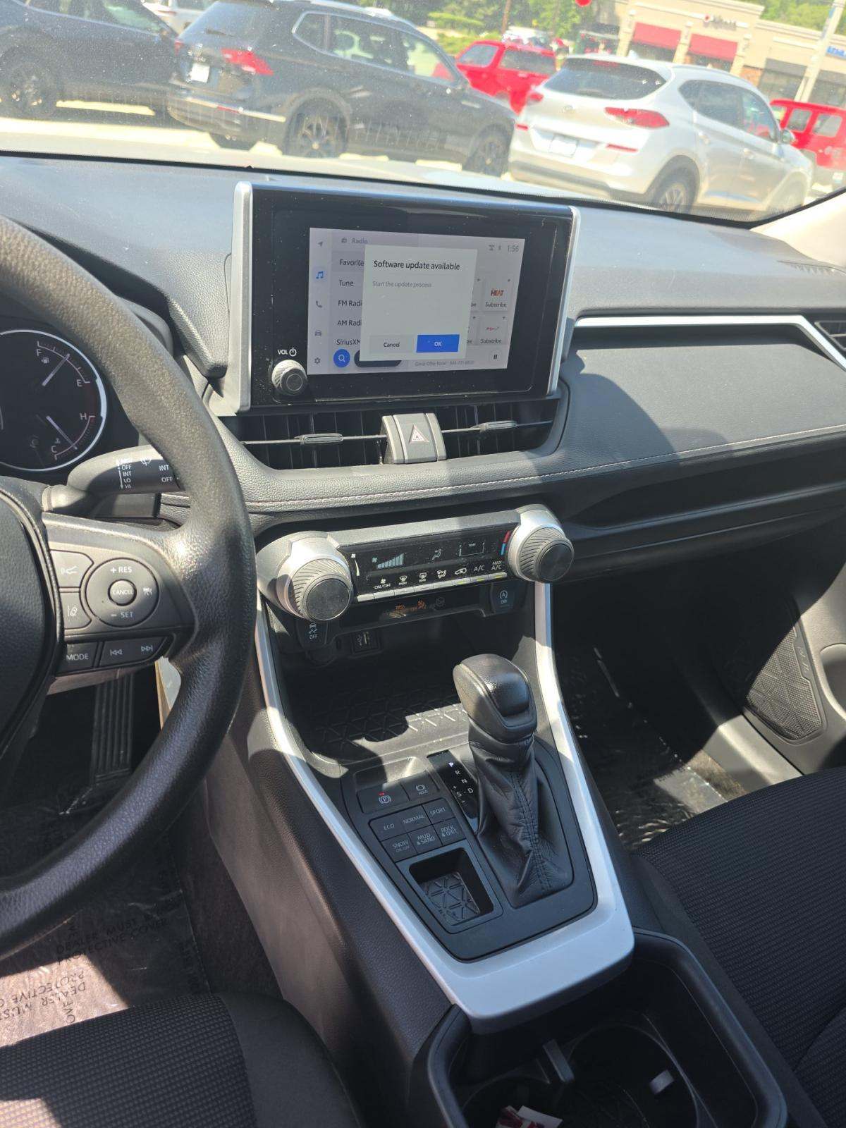 2024 Toyota RAV4 LE AWD